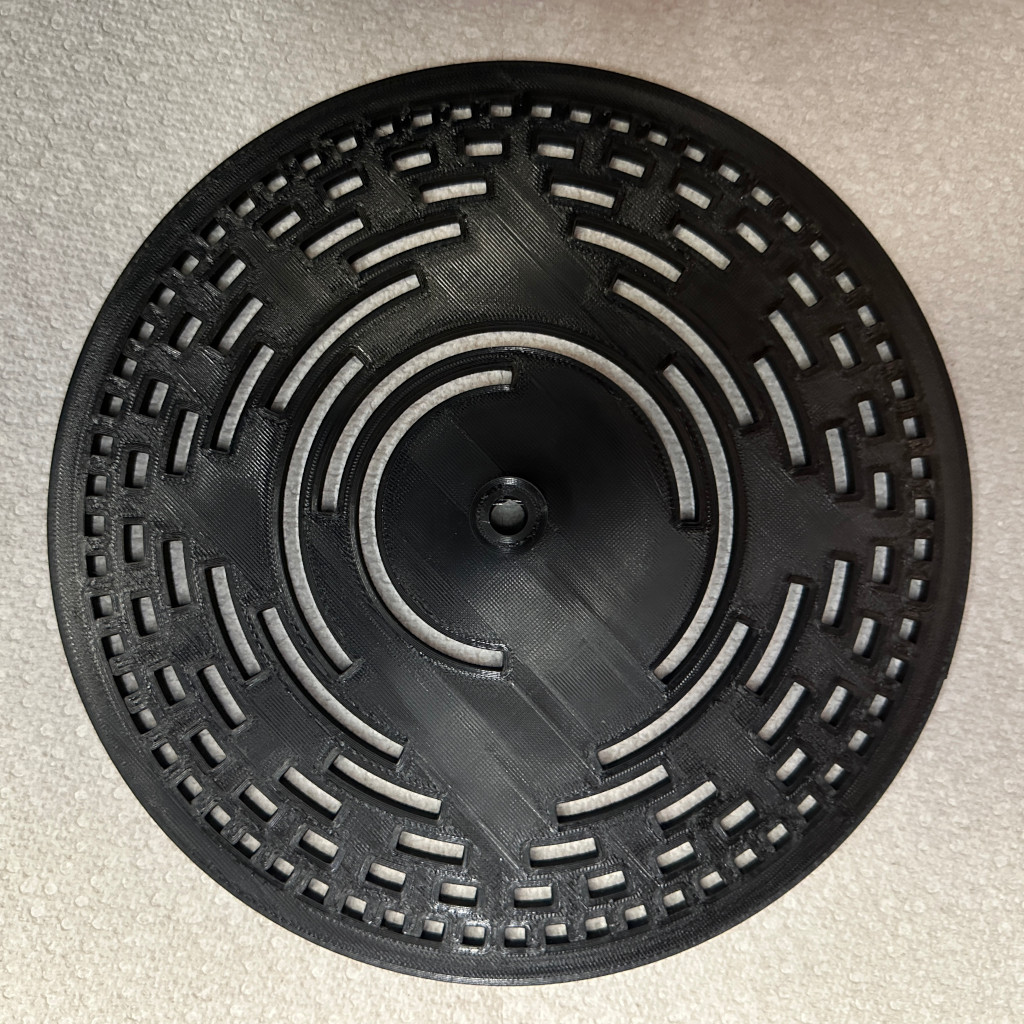 Correctly built disk with MSB on the interior track and LSB on the outside. The open areas represent 1's and opaque areas 0's.